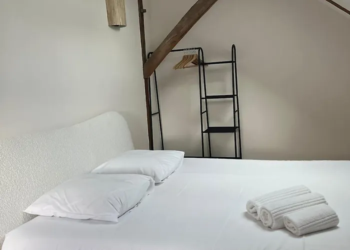 Apartment Serment By Collection Aura - 4p - Hypercentre A Deux Pas De La Place Ducale Charleville-Mezieres